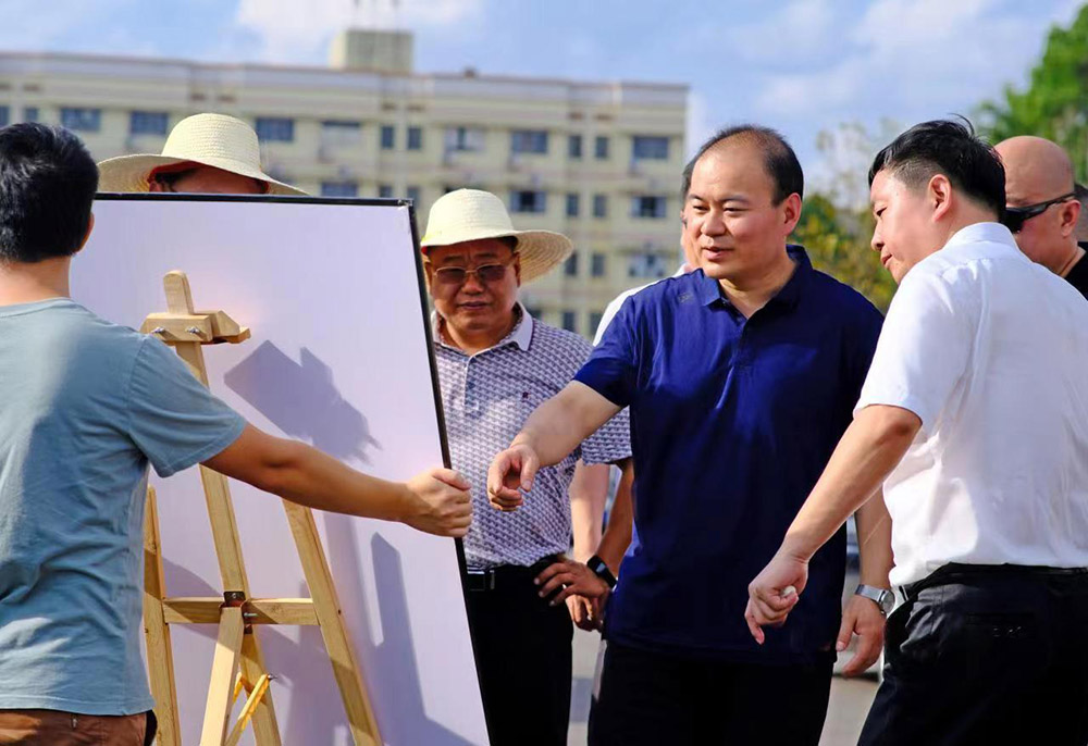 朱健調研我校周邊道路建設