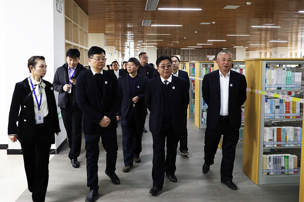 衡陽幼兒師專舉行北校門啟用暨圖書館開館儀式